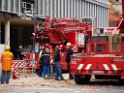 Ausleger vom Mobil Kran abgerissen Koeln Schaafenstr Habsburgering P290